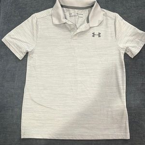 Boys Under Armour Golf shirt. Size Youth Small. Worn twice. No stains